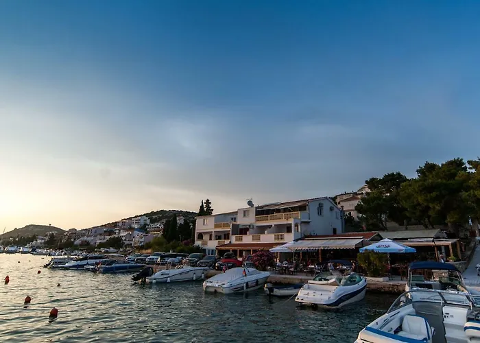 Prova Apartment Tisno